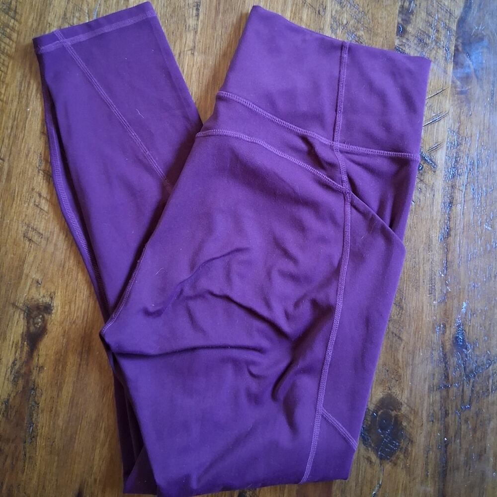 Oxblood Fabletics Luxe 7/8 Leggings